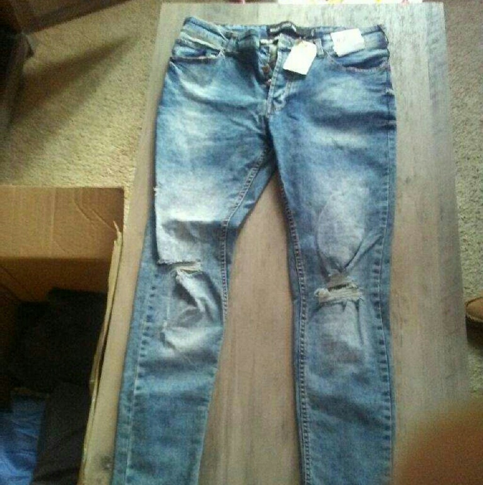 Denim Co. Super Skinny Distressed Jeans